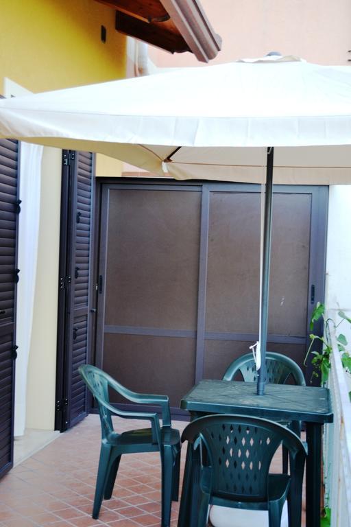 Villetta Singola "Lilla" Ali Terme Bilik gambar